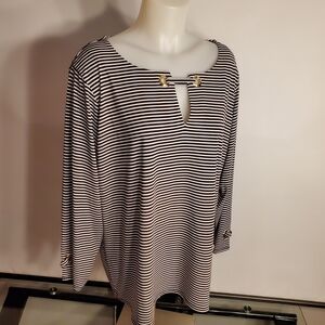Calvin Klein 1X  Black and White Striped 3/4 Sleeve Top